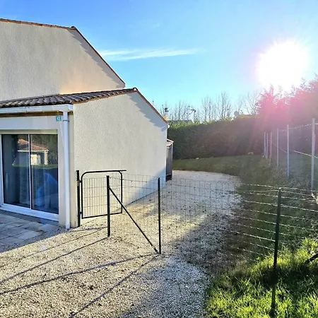 Maison 2 Chambres-l'agapanthe アパート Ozillac